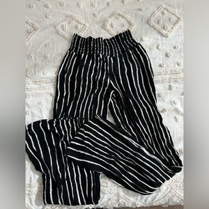 Stretchy, loose, lightweight pants